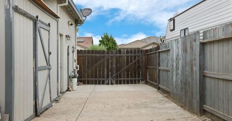 986 Harvest Mill Dr, Manteca, CA 95336 Photo