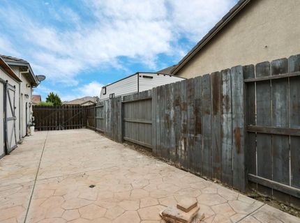 986 Harvest Mill Dr, Manteca, CA 95336 Photo