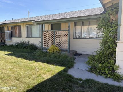 2079 E Sheffield Way, Carson City, NV 89701 Photo
