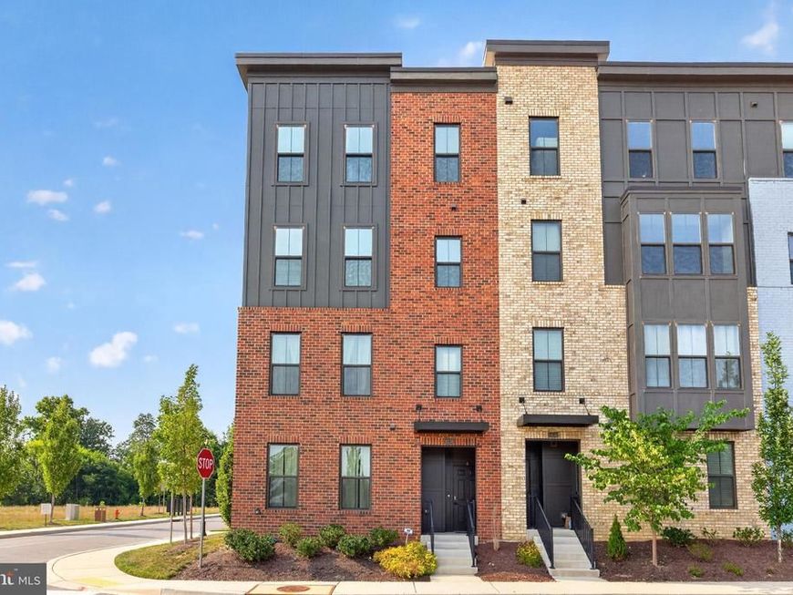 10138 American Pharoah Lane, Unit B, Laurel, MD 20723 Main Photo