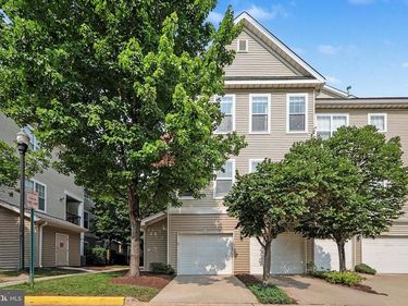 5148 BRITTNEY ELYSE CIRCLE, Unit T, CENTREVILLE, VA 20120