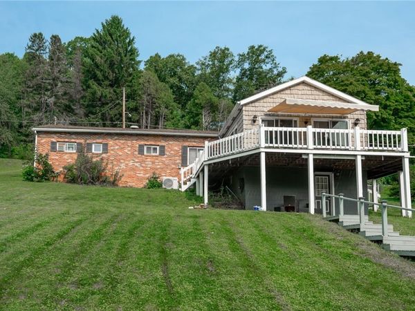 1121 Dixon Rd , Clymer, PA 15728
