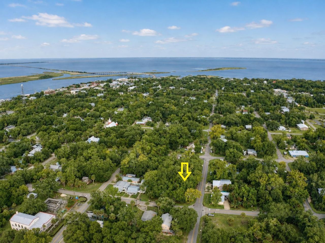 195 8th Street , Apalachicola, FL 32320 Photo
