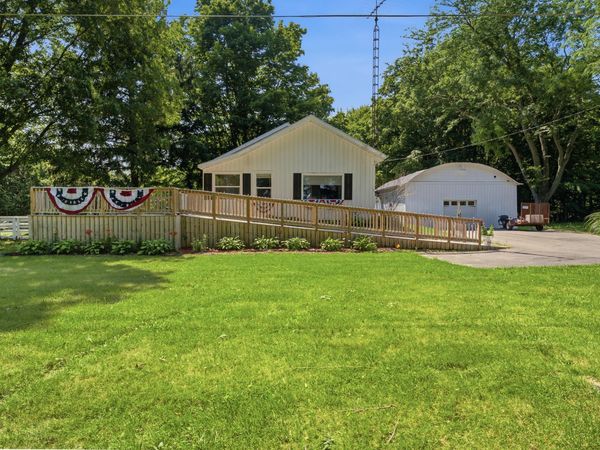 4136 Pier Road, Benton Harbor, MI 49022