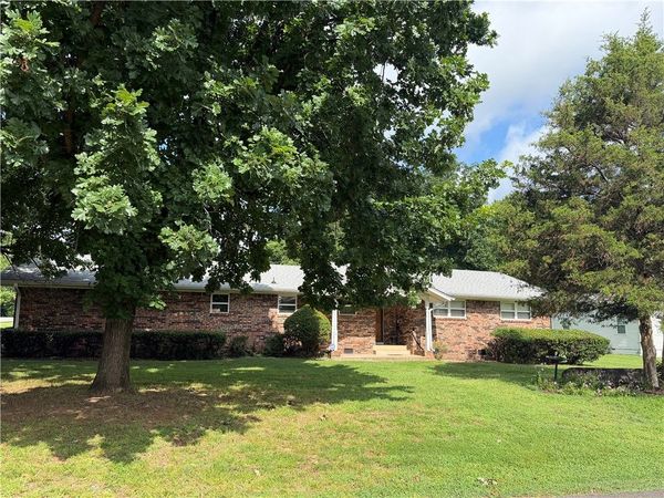 704 VINE Street, Clarksville, AR 72830