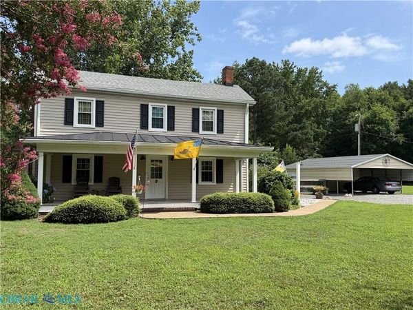 371 Cricket Hill Road , Hudgins, VA 23076