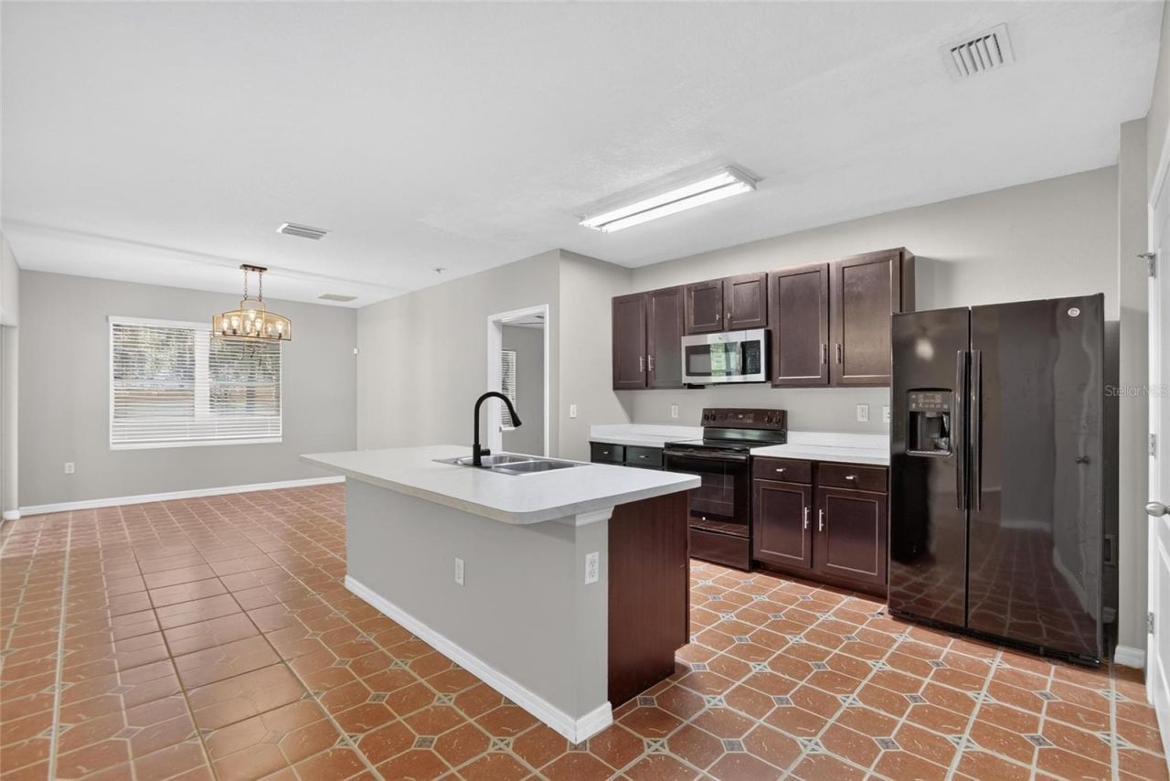 16441 Treasure Point Drive , Wimauma, FL 33598 Photo