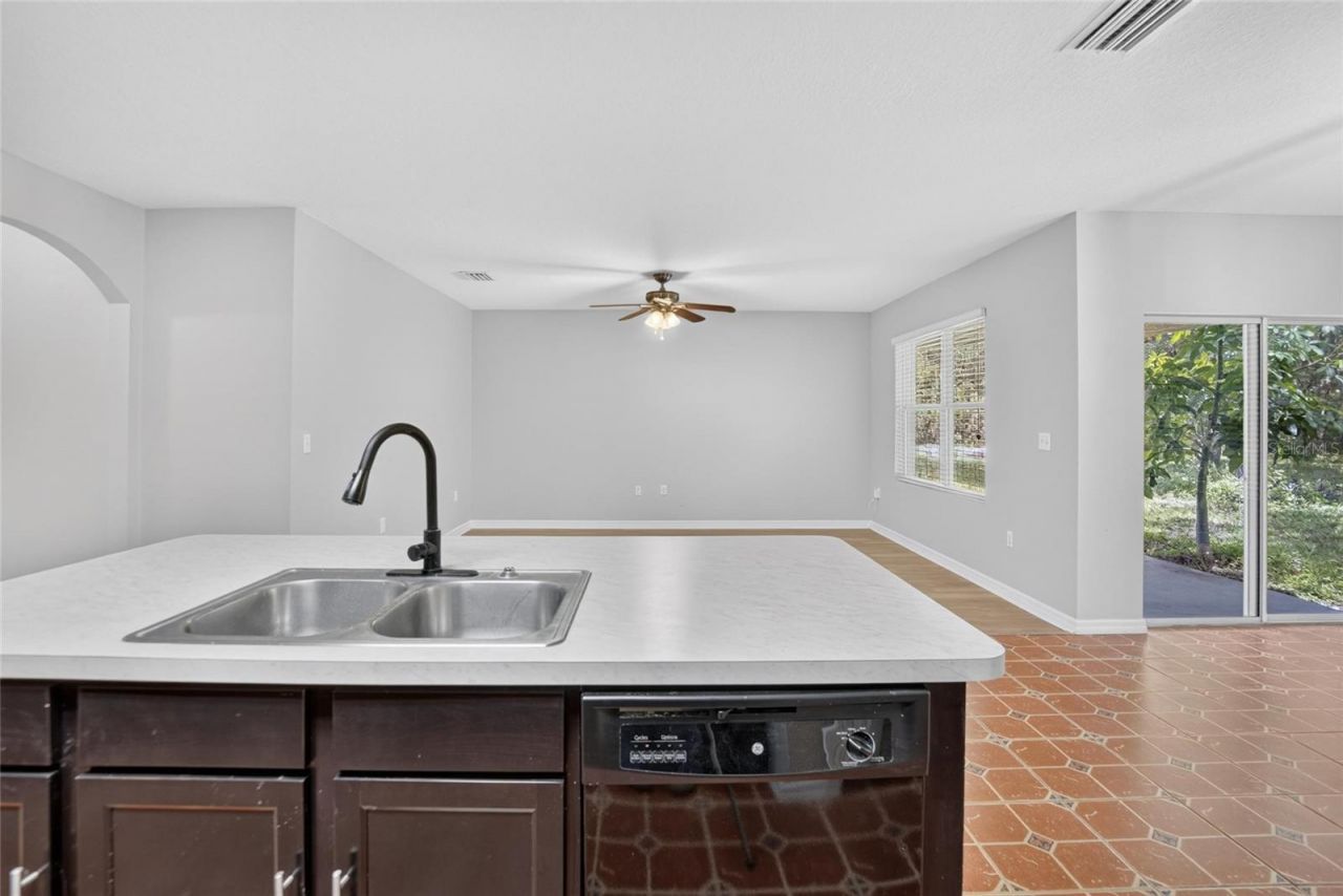 16441 Treasure Point Drive , Wimauma, FL 33598 Photo