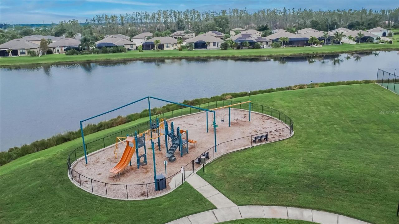 16441 Treasure Point Drive , Wimauma, FL 33598 Photo