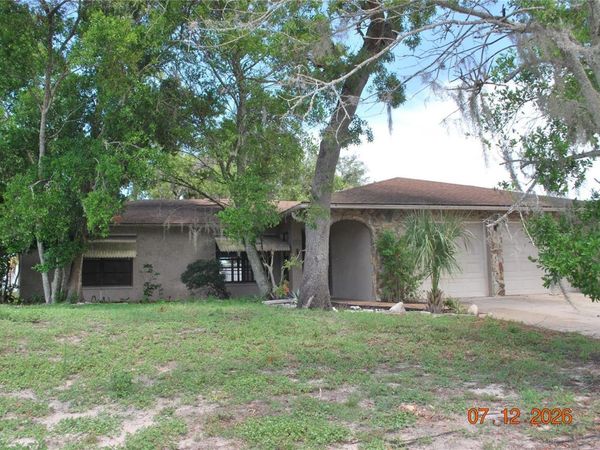 8941 FOREST LAKE DRIVE , PORT RICHEY, FL 34668