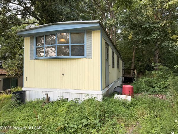 42 Mount Lookout , Exeter, PA 18643