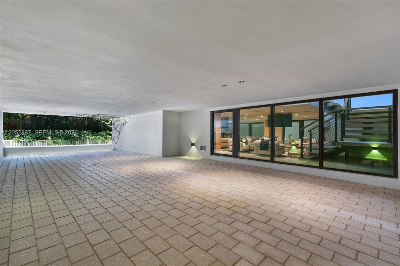 1420 W 23rd St , Miami Beach, FL 33140 Photo