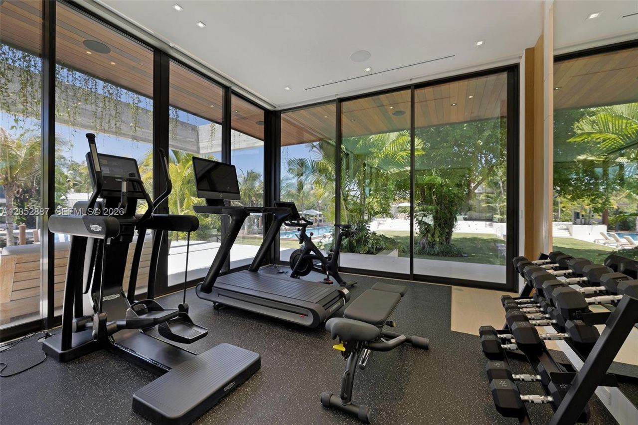 1420 W 23rd St , Miami Beach, FL 33140 Photo