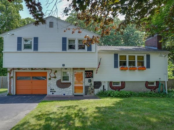 23 Laurel Dr., Hudson, MA 01749
