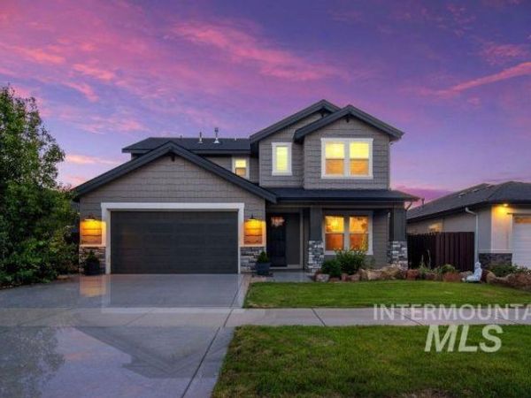 3303 S Island Fox Ave, Eagle, ID 83616