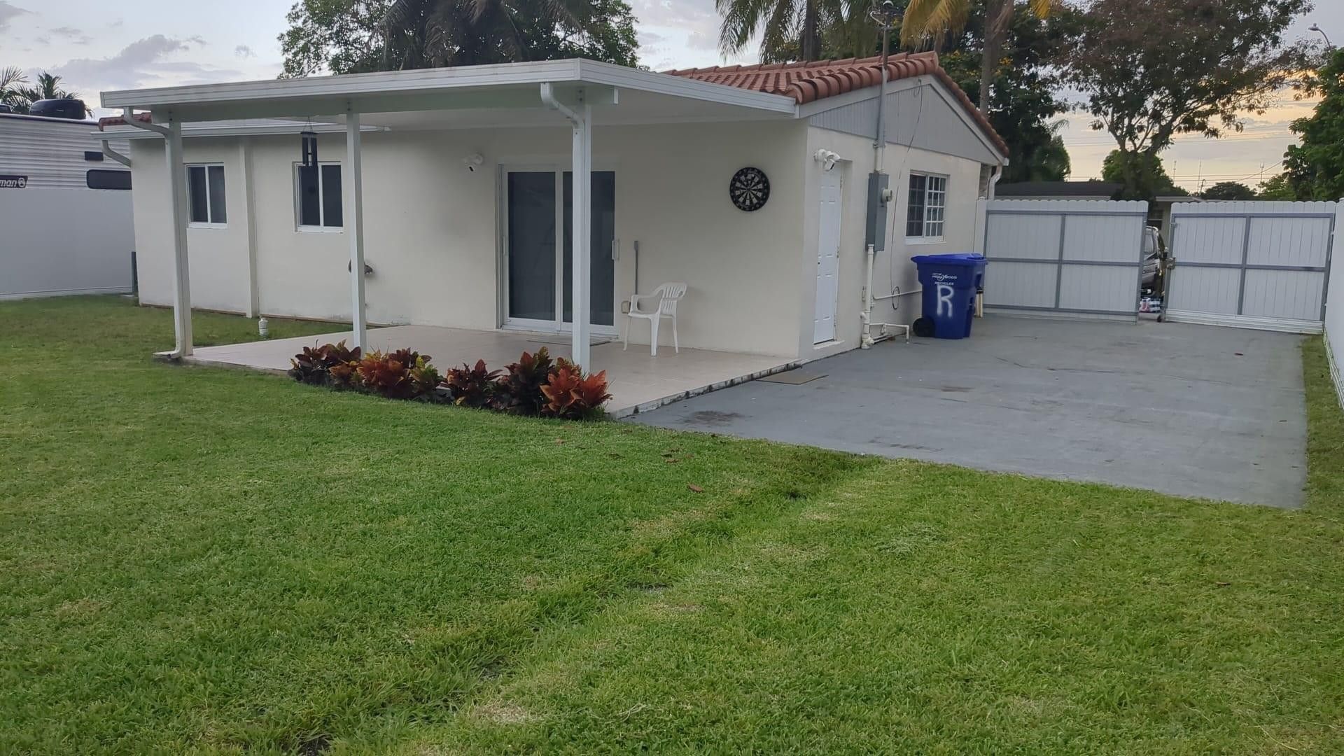 6325 Grant Court, Hollywood, FL 33024 Photo