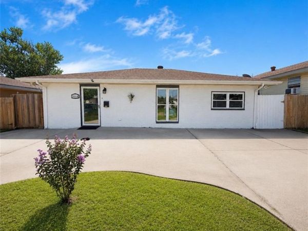 3568 E LOYOLA Drive , Kenner, LA 70065