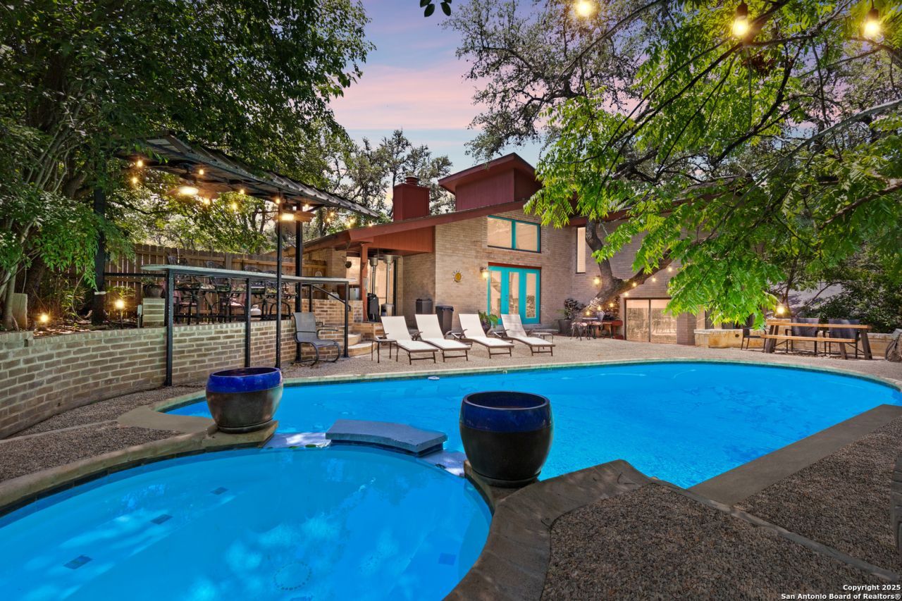 3511 Hunters Cir, San Antonio, TX 78230 Main Photo