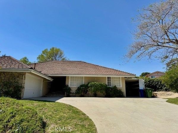 12459 Mclennan, Granada Hills, CA 91344