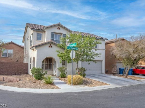 7220 La Cadena Avenue , Las Vegas, NV 89179