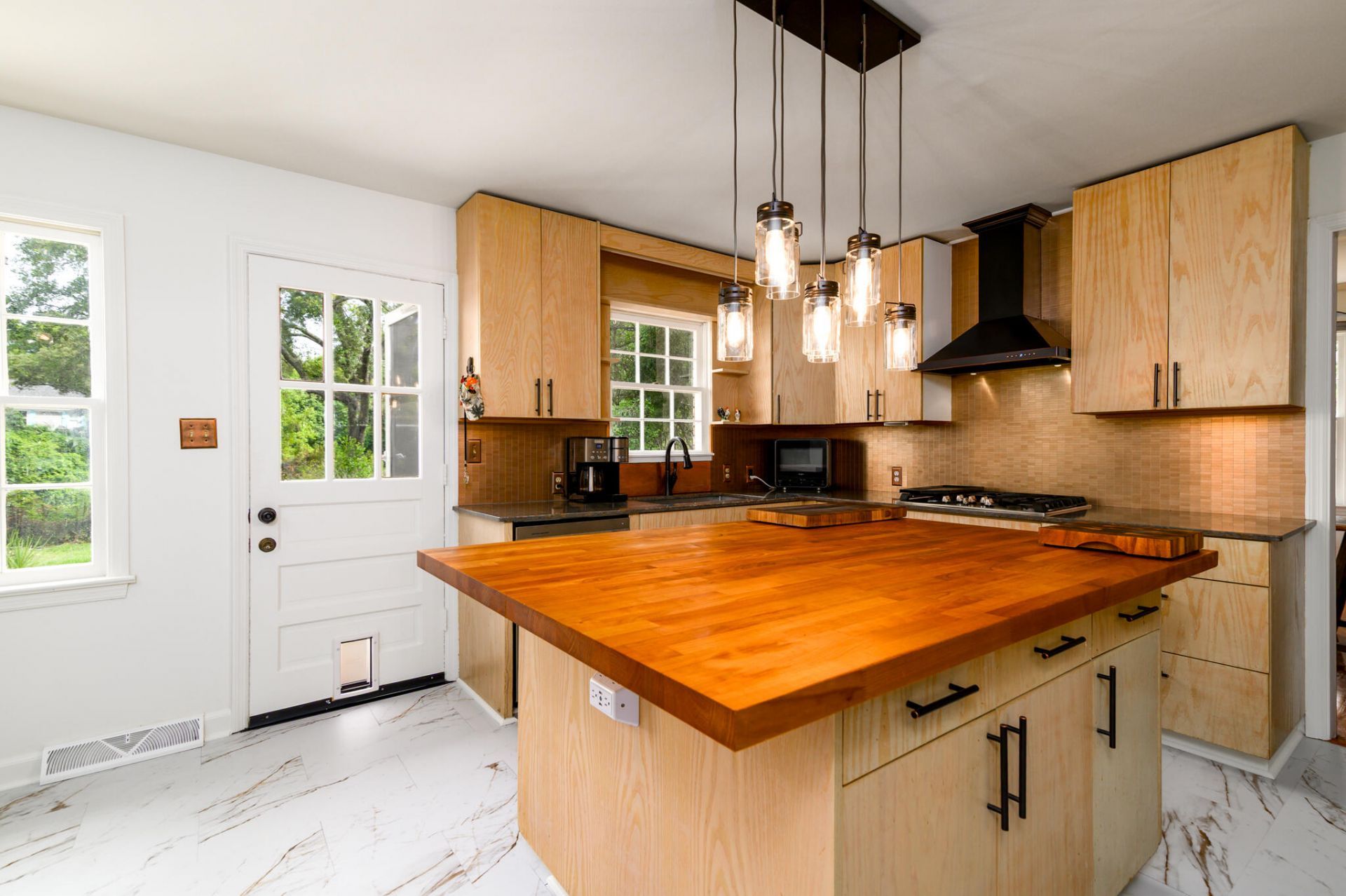 454 Trapier Drive Photo 11