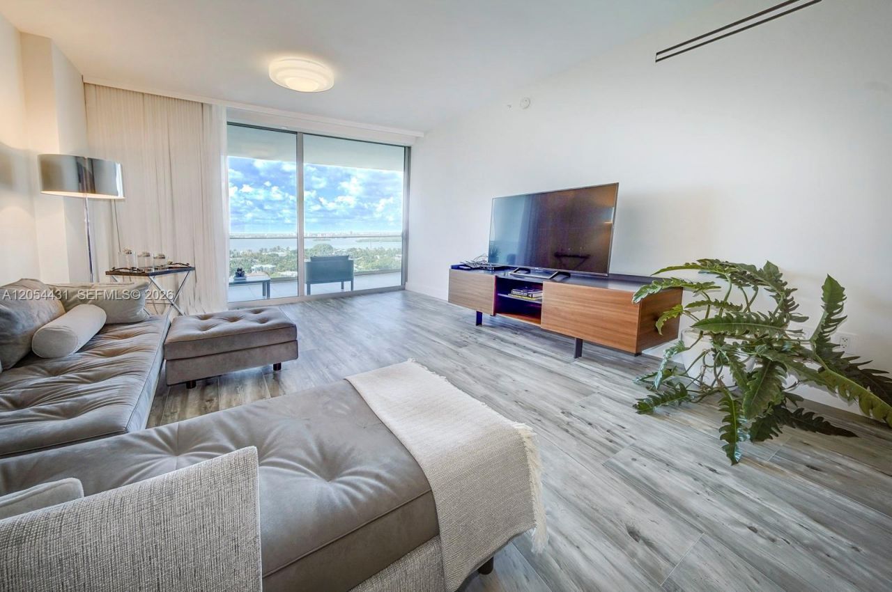 10203 Collins Ave, Unit 1502, Bal Harbour, FL 33154 Photo