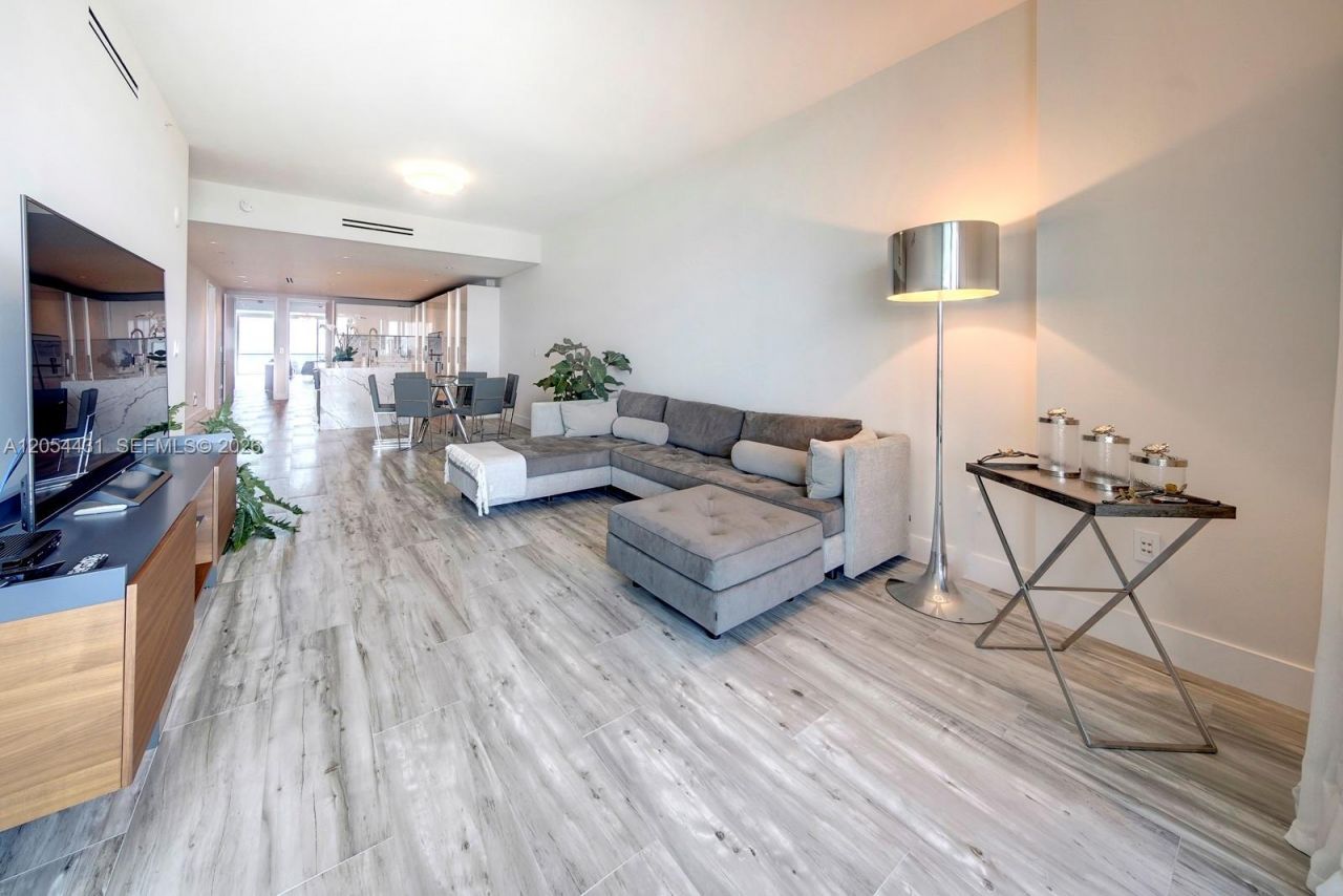 10203 Collins Ave, Unit 1502, Bal Harbour, FL 33154 Photo