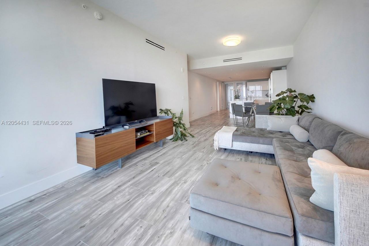 10203 Collins Ave, Unit 1502, Bal Harbour, FL 33154 Photo