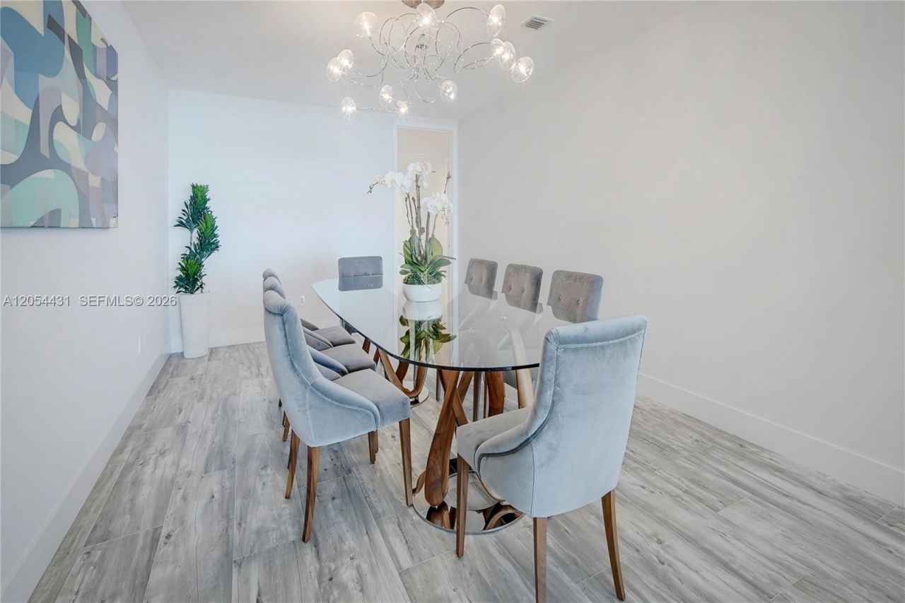 10203 Collins Ave, Unit 1502, Bal Harbour, FL 33154 Photo