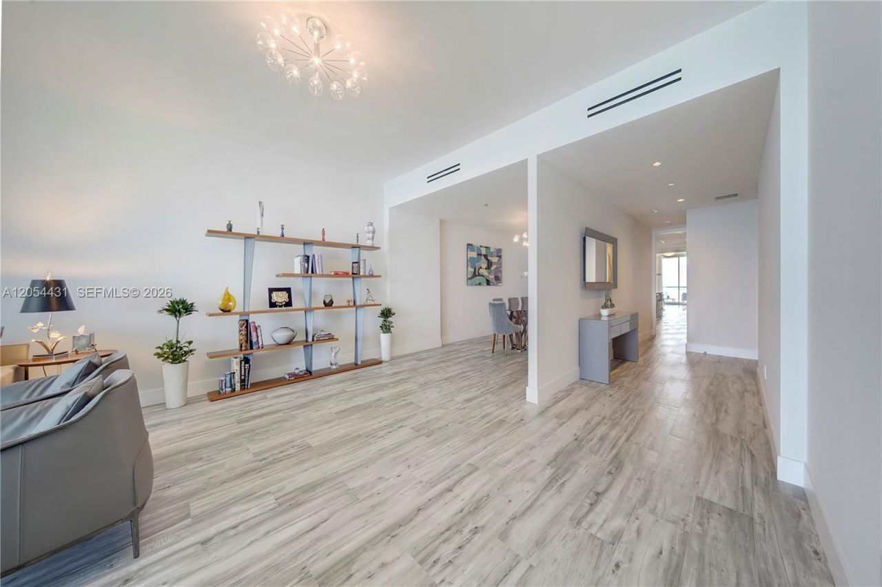 10203 Collins Ave, Unit 1502, Bal Harbour, FL 33154 Photo