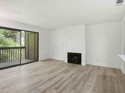 947 Fulton Ave #522, Unit 522, Sacramento, CA 95825 Photo