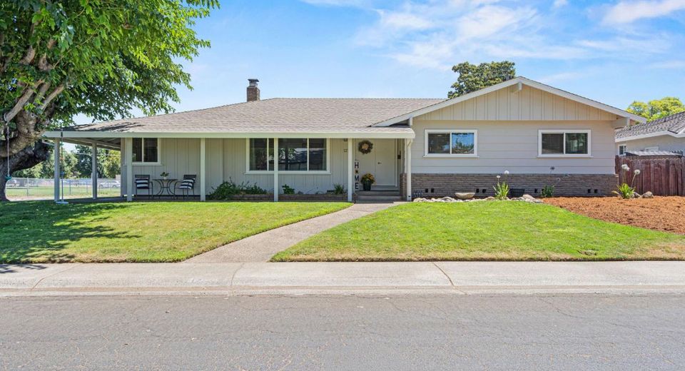 1272 Gary Way, Carmichael, CA 95608 Photo