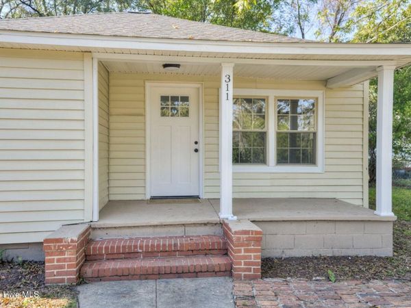 311 Abbeville Avenue NE, Aiken, SC 29801