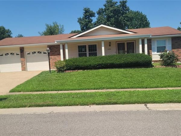 11989 Red Lion Drive, St Louis, MO 63033