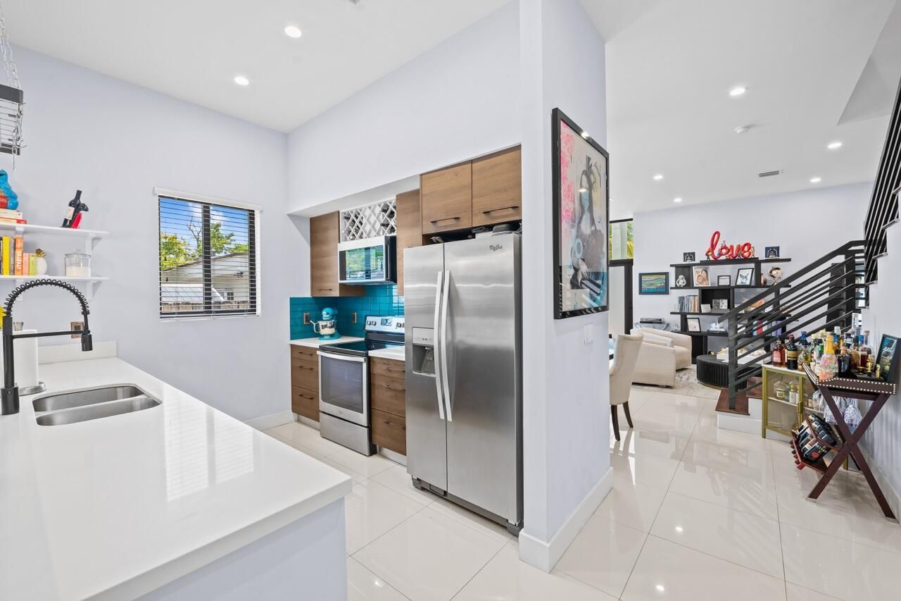 3090 SW 17th Street, Miami, FL 33145 Photo
