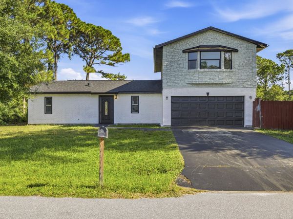 1640 SANDUSKY Street SE, Palm Bay, FL 32909
