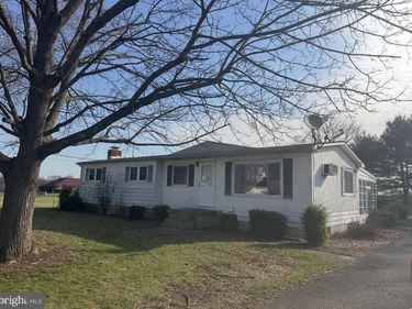 2032 HOUSELS RUN ROAD, MILTON, PA 17847