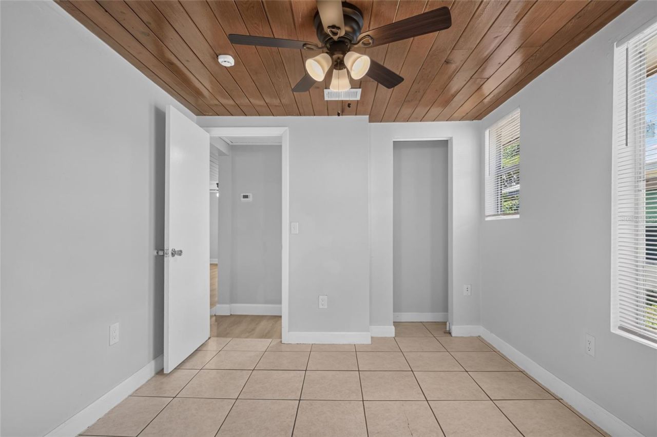 2947 Gillespie Avenue , Sarasota, FL 34234 Photo