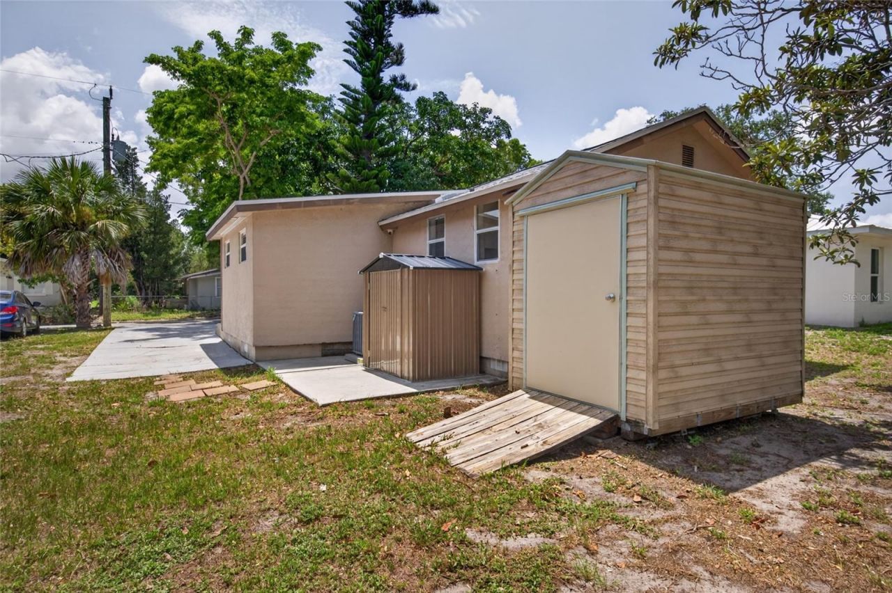 2947 Gillespie Avenue , Sarasota, FL 34234 Photo