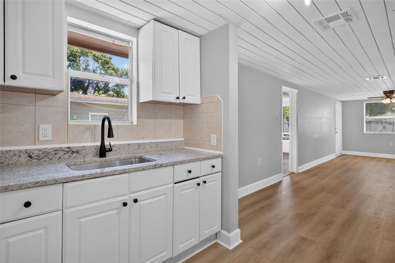 2947 Gillespie Avenue , Sarasota, FL 34234 Photo