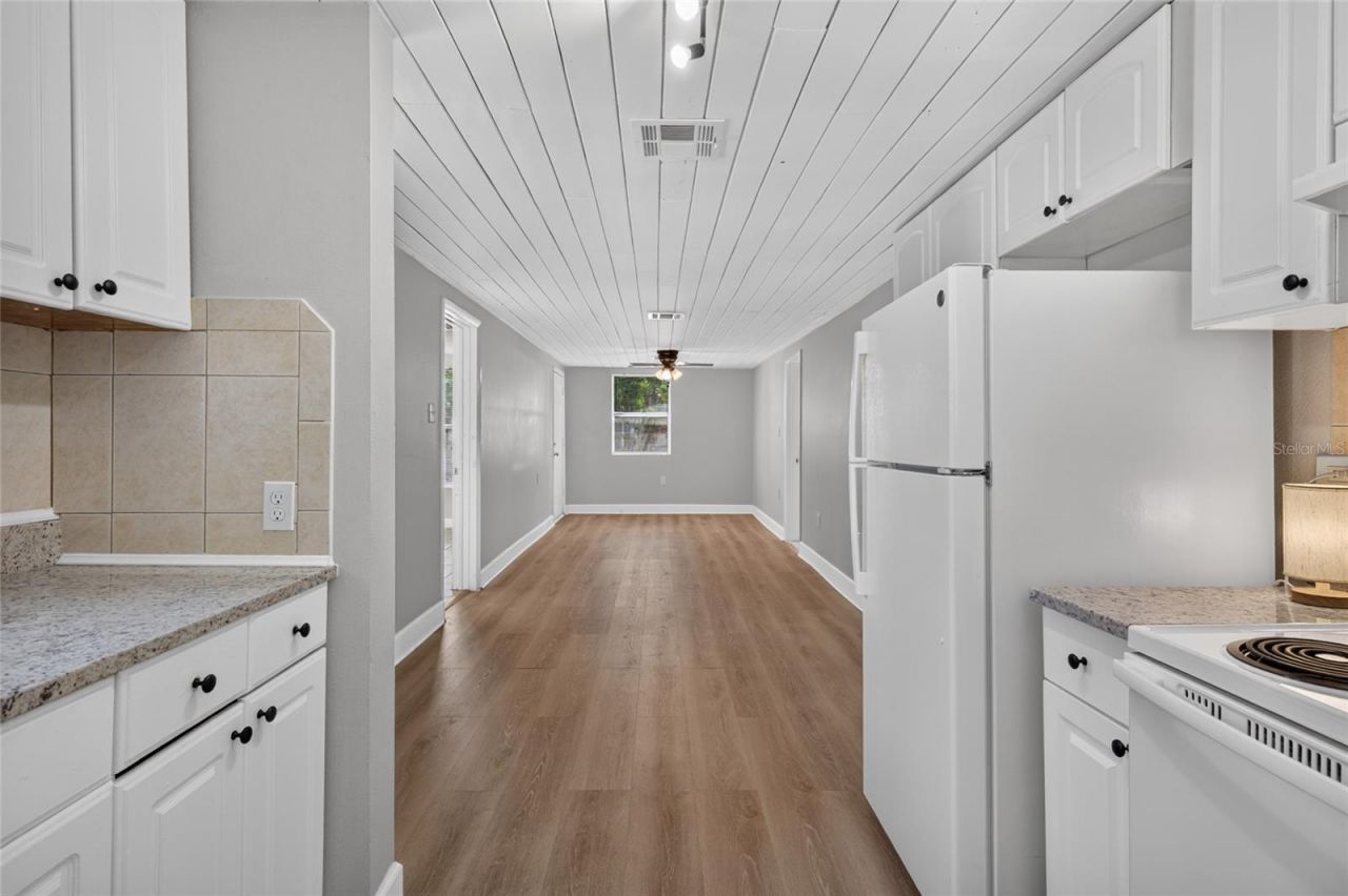 2947 Gillespie Avenue , Sarasota, FL 34234 Photo