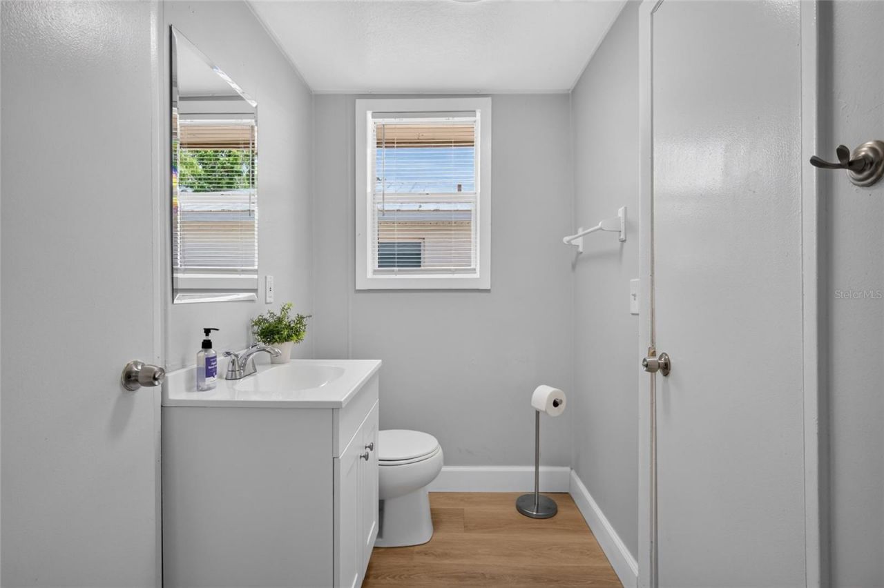 2947 Gillespie Avenue , Sarasota, FL 34234 Photo