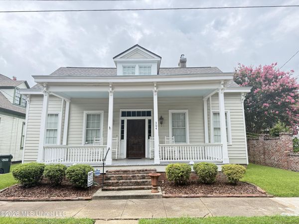 304 S Rankin Street, Natchez, MS 39120