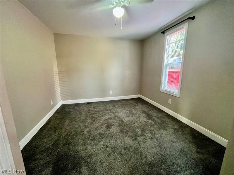 1905 Stewart Avenue, Cambridge, OH 43725 Photo 9