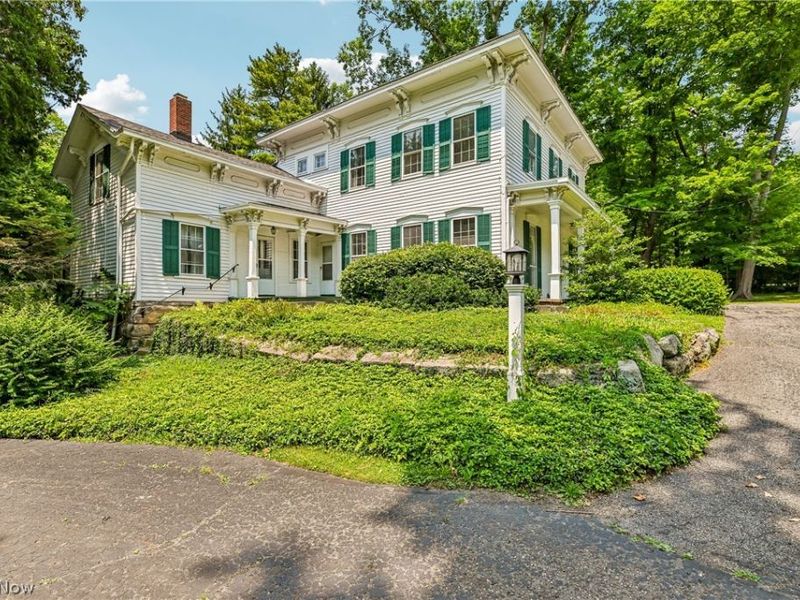 9640 Darrow Road, Twinsburg, OH 44087 Photo 1