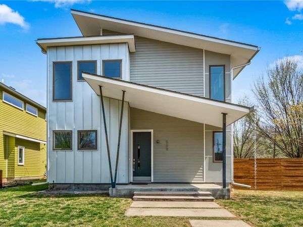 588 S Block Avenue , Fayetteville, AR 72701