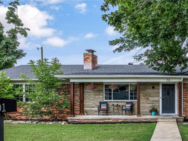 701 NW Ford Lane, Bentonville, AR 72712