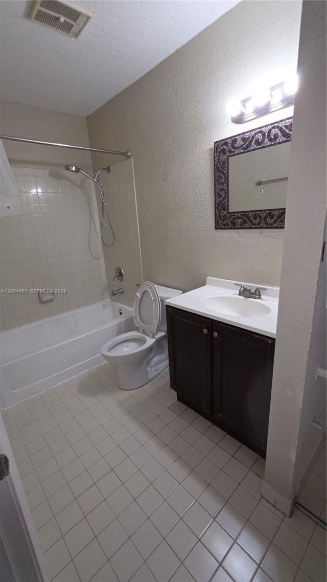 7429 SW 152nd Ave, Unit 13-201, Miami, FL 33193 Photo