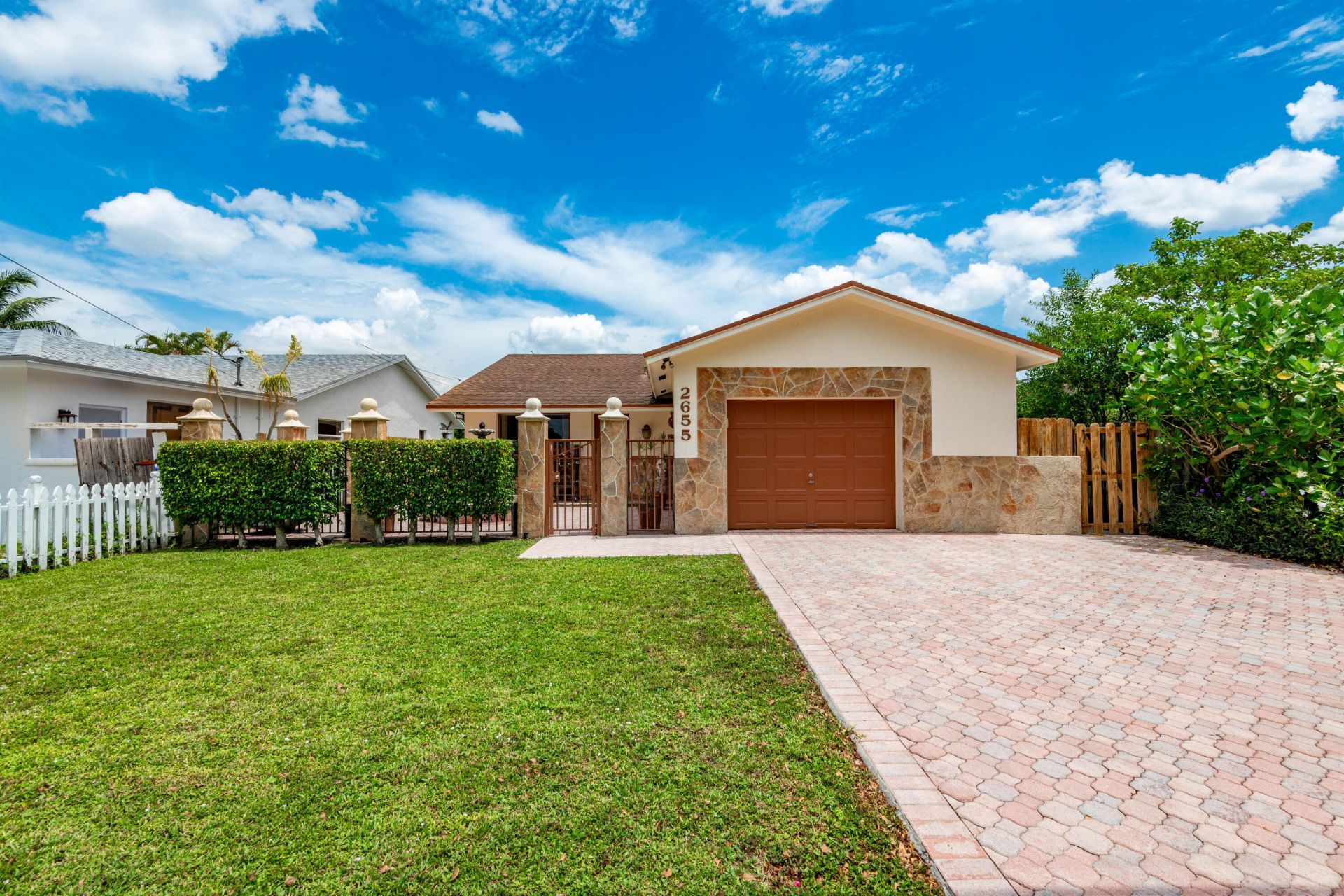 2655 Coolidge Street, Hollywood, FL 33020 Photo