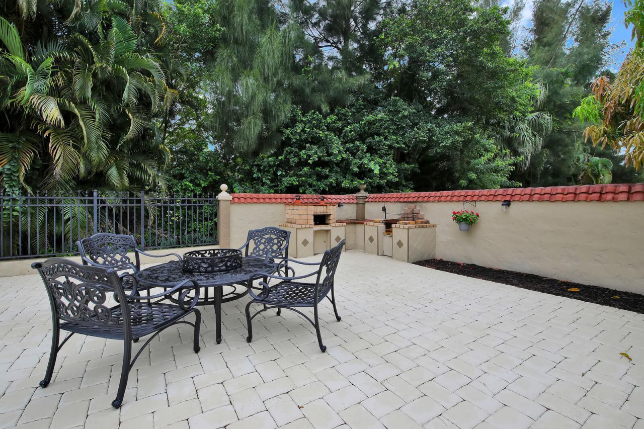 9441 Old Pine Road, Boca Raton, FL 33428 Photo